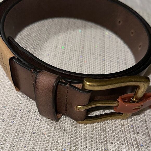 Stone Mountain Brown Genuine Top Grain Leather Buckle Belt - Picture 2 of 8